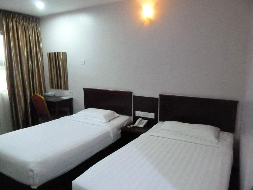 Id Hotel Сегамат Екстериор снимка
